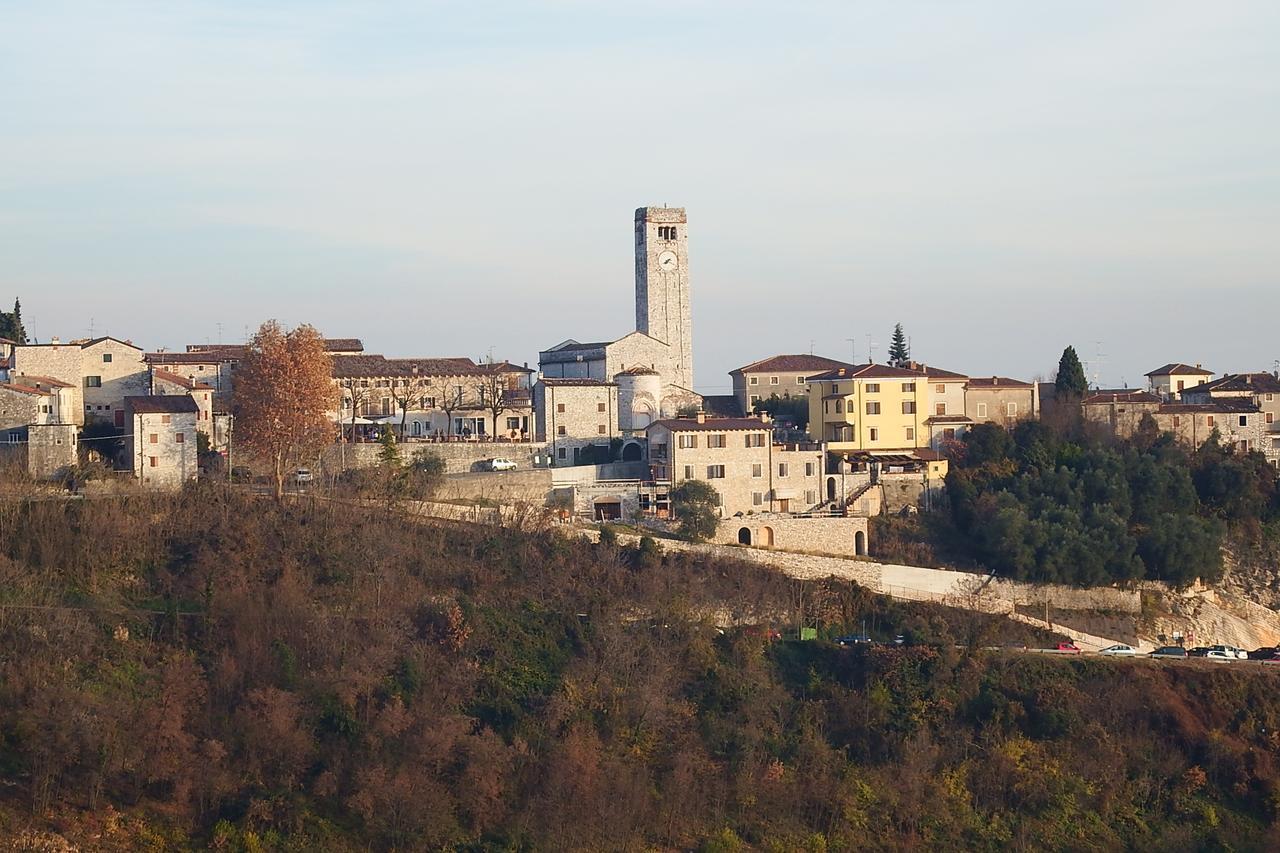 Porta Della Torre Bed & Breakfast Sant'Ambrogio di Valpolicella Bagian luar foto